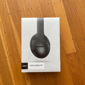 Wireless Noise Cancelling Bose Headphones
